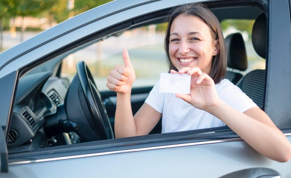 Somos una autoescuela para carnet de conducir Valencia