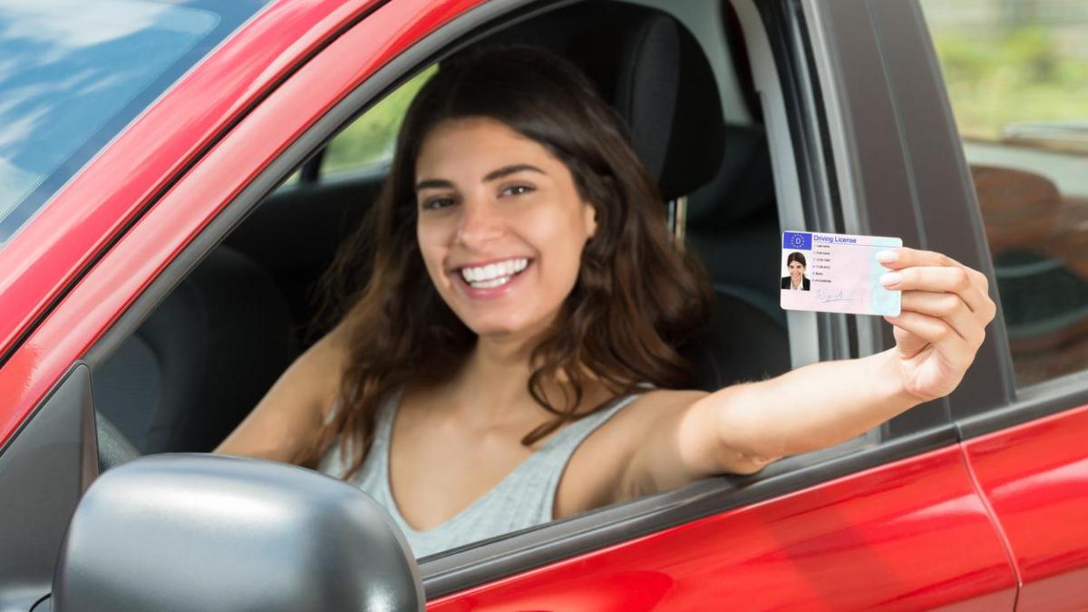 Clases para sacarse el carnet de conducir en Valencia Clases para sacarse el carnet de conducir en Valencia